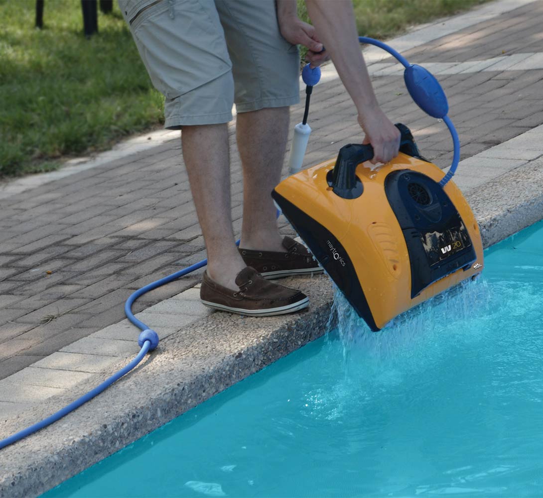 Dolphin W20 Commercial Robotic Pool Cleaner